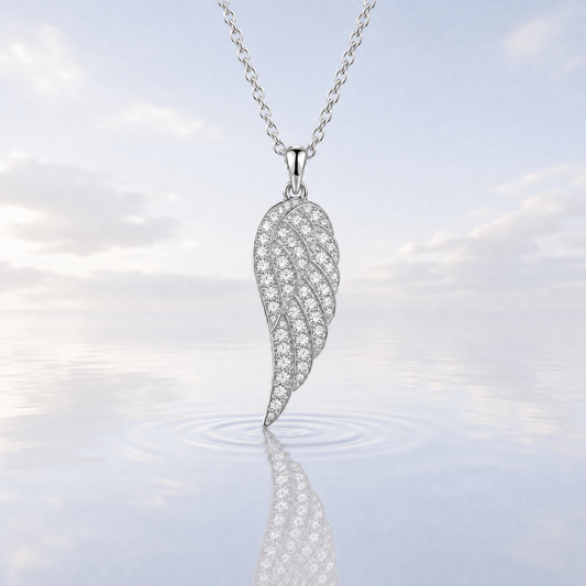 18k white gold natural diamond pendant